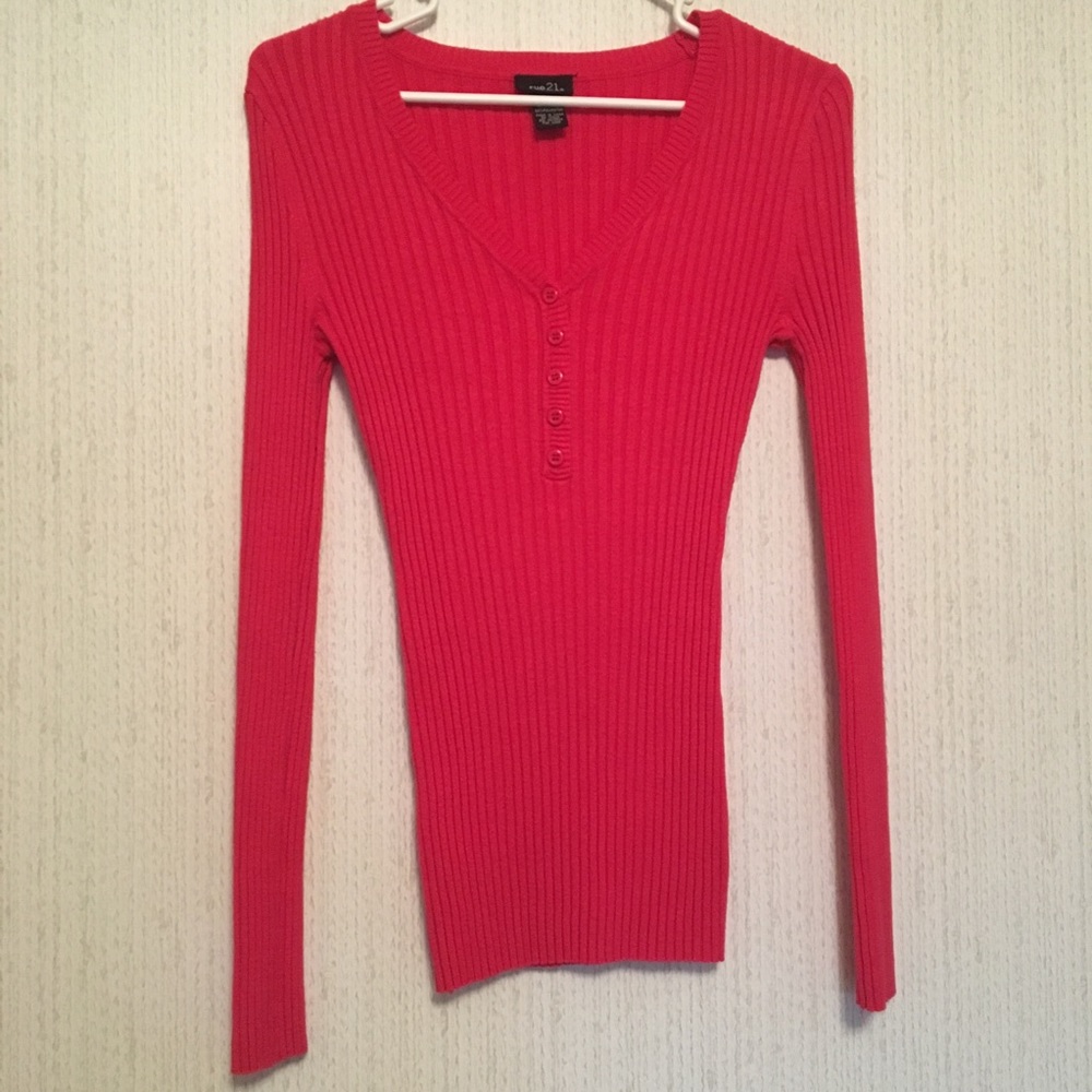 Pink Ribbed V-Neck Sweater 💕